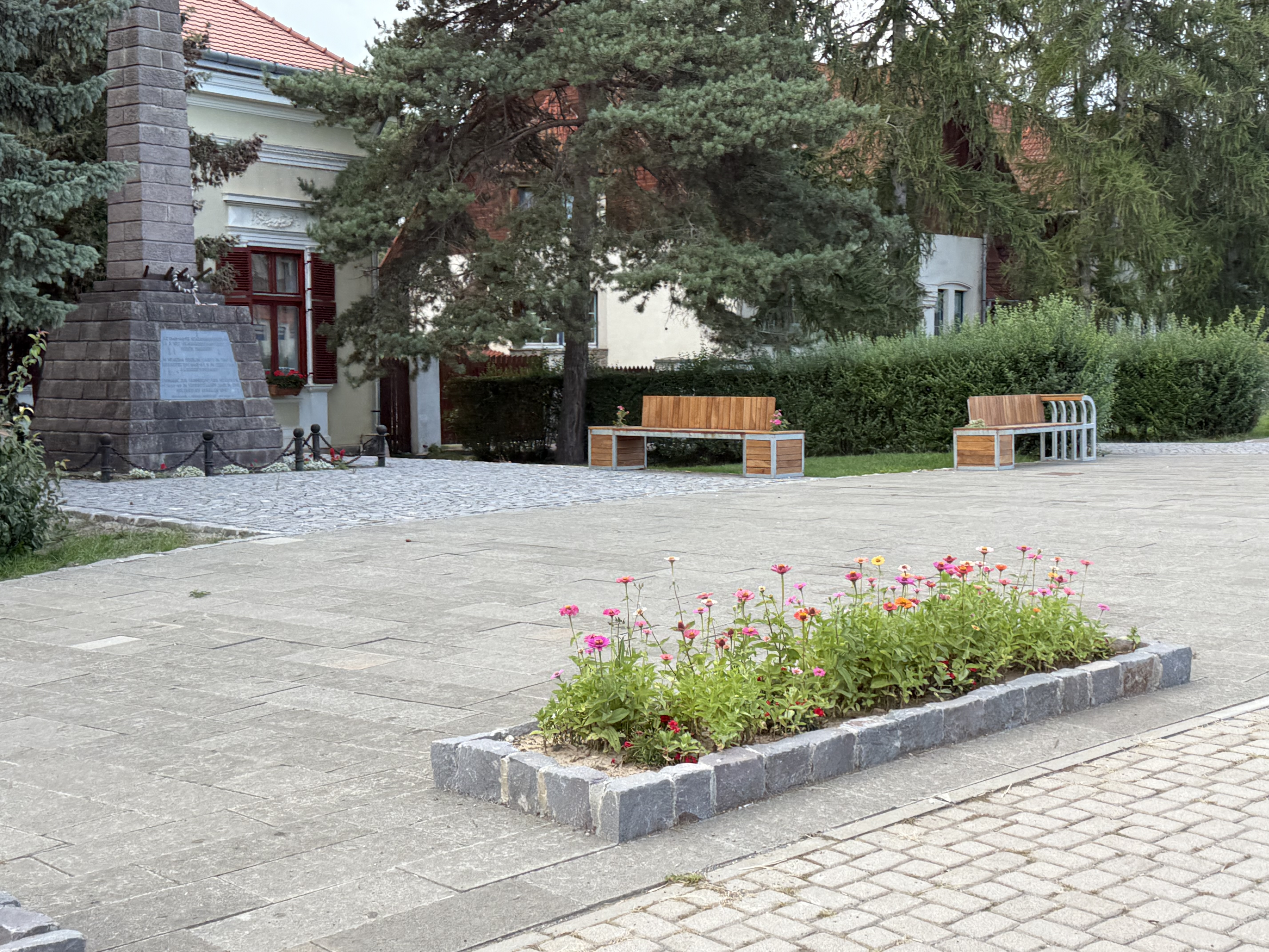 Saint ladislaus square – Frumoasa